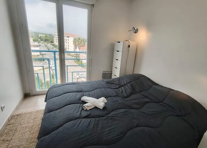 Le Grand Large By Interhome * Ζουάν λε Πιν